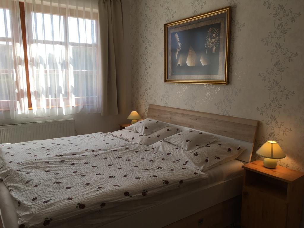 Gitta Apartman Buk Luaran gambar