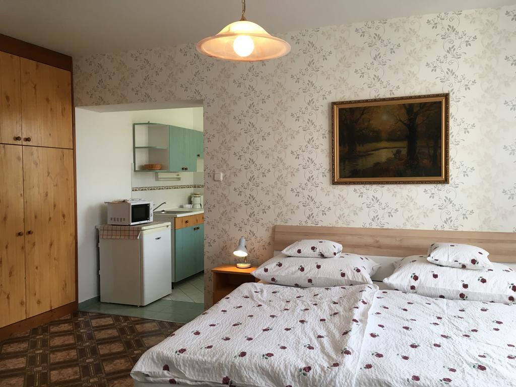 Gitta Apartman Buk Luaran gambar